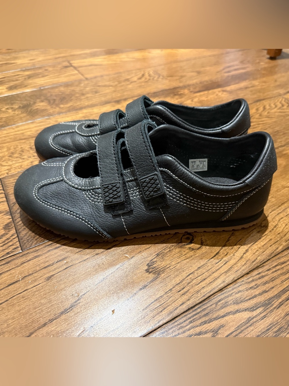 Vans Premium Mary Jane Super Lowpro Black Sneakers - Picture 4 of 5